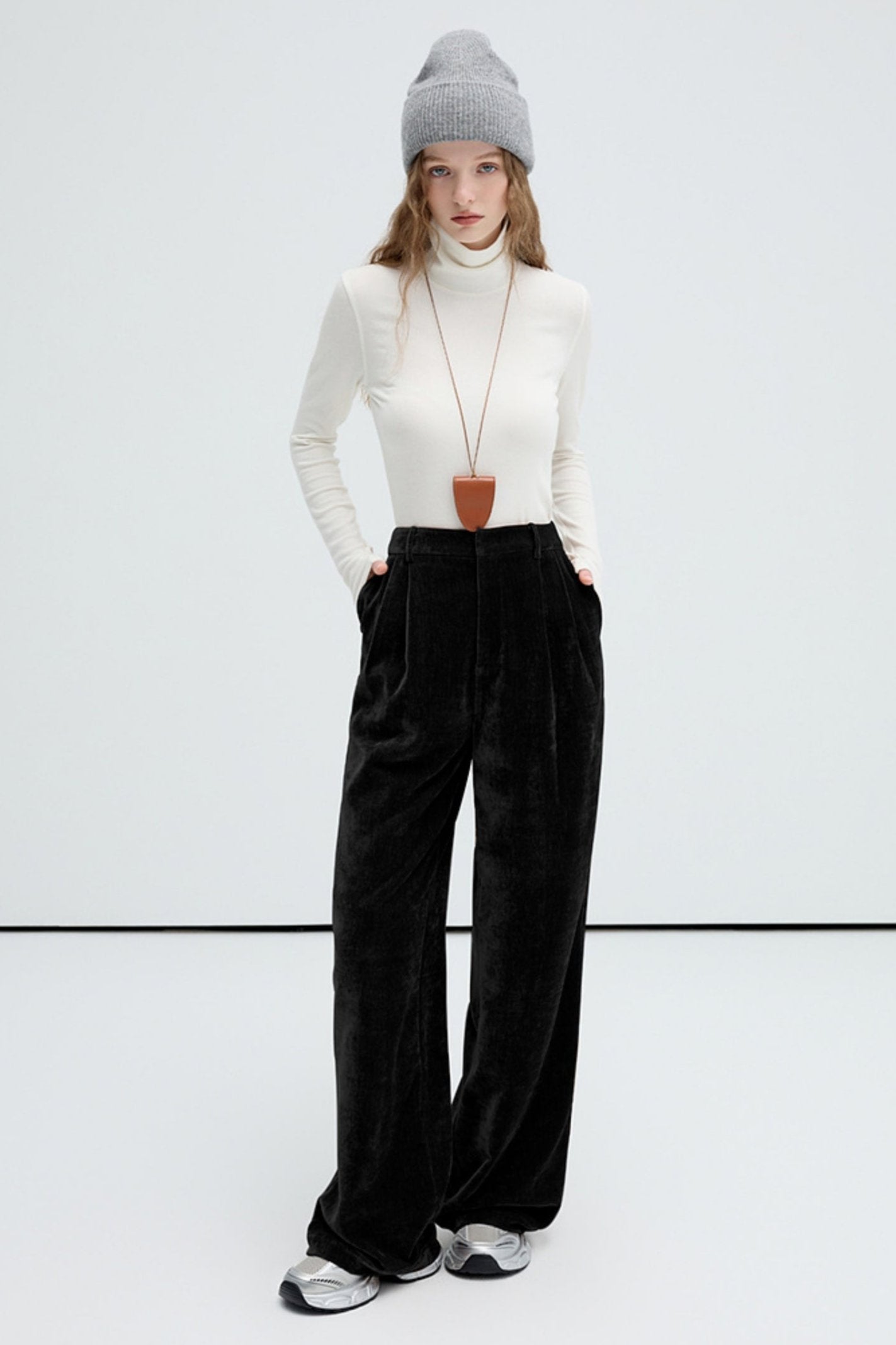 Strait-Leg Silhouette Slacks Pants