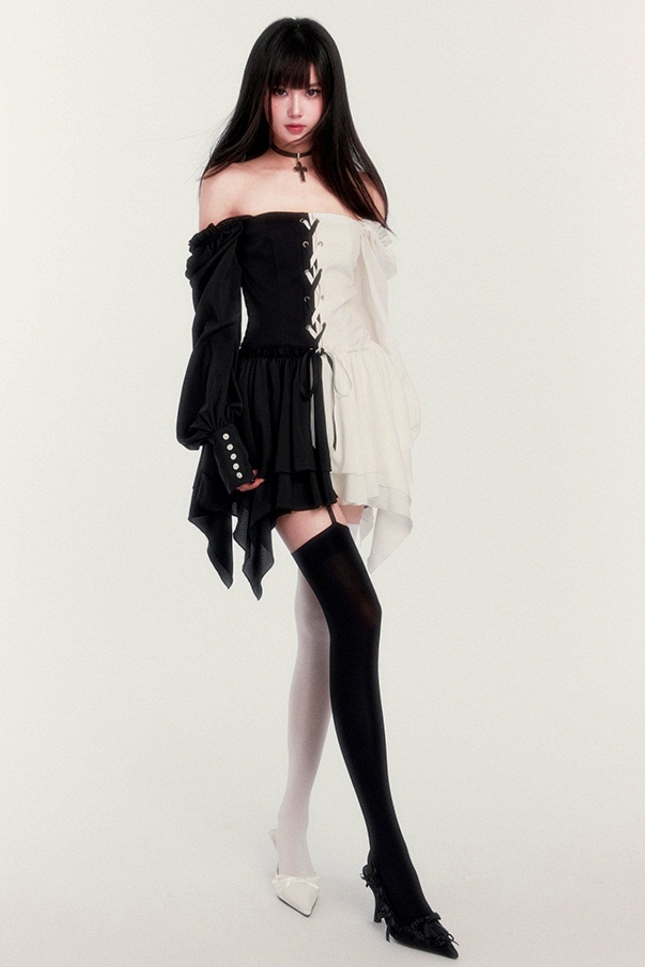 Fallen Angel Contrast Panel Dress With Short Leggings Set-UP