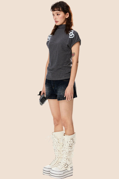 Slim Fit Ribbon Print Short Sleeve Tee