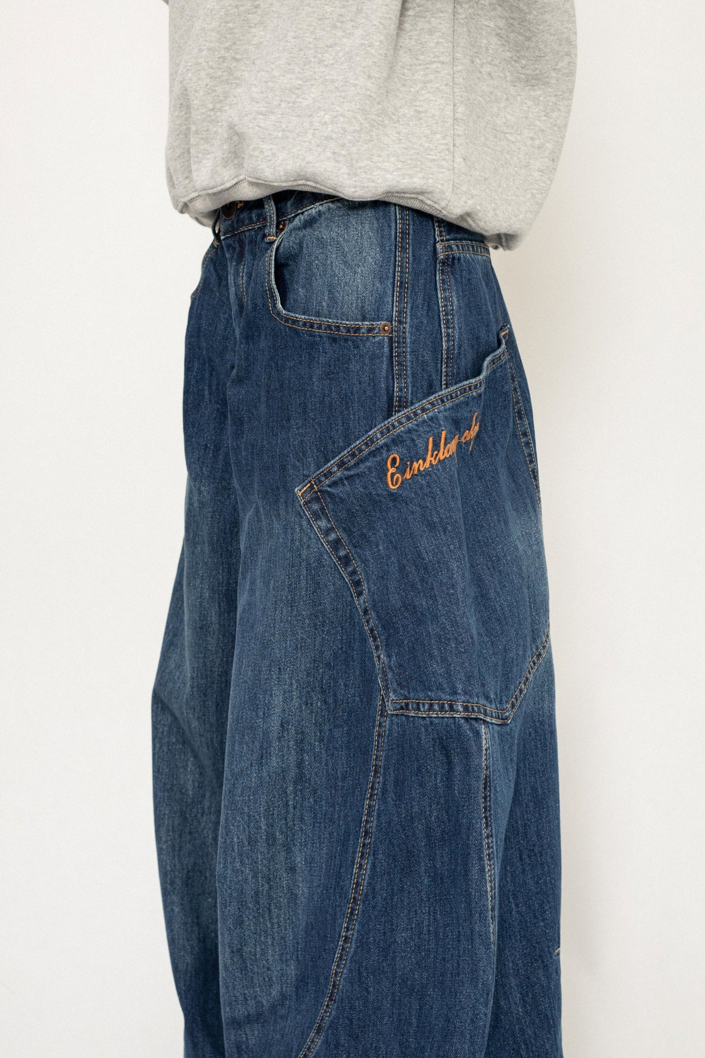 Retro Casual Loose Leg Jeans