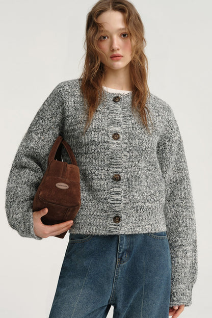 DESIGNER PLUS Grey Crew Neck Sweater Jacket Thickened Loose Short Sweater for Autumn and Winter Special Flower Yarn