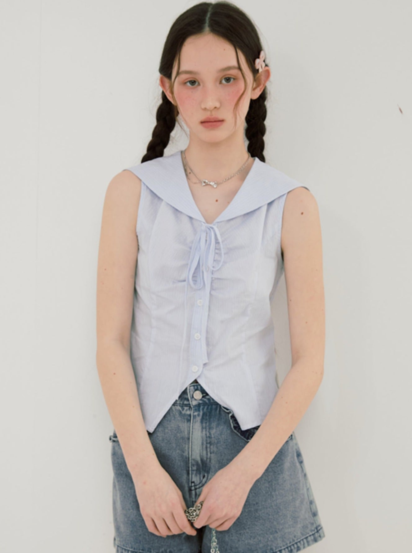 Collar Sleeveless Shirt