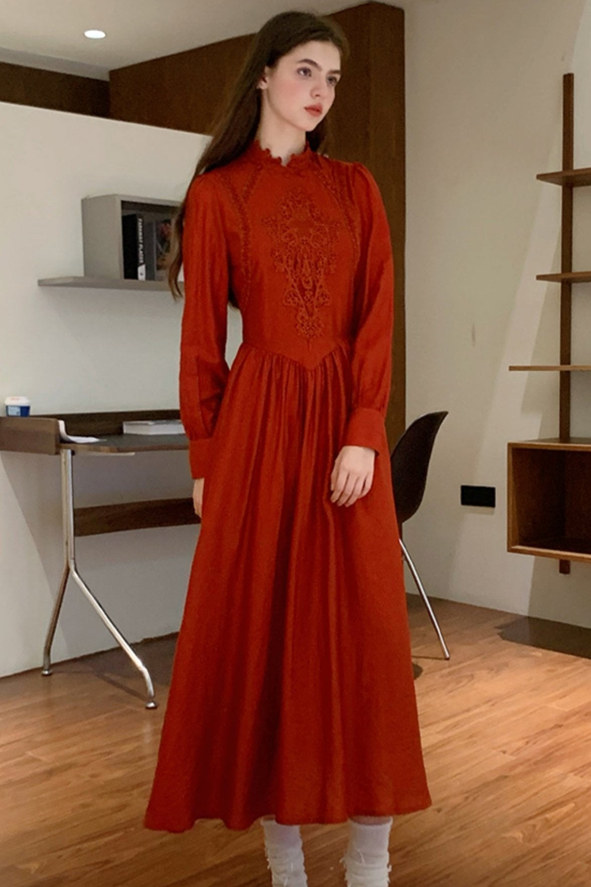 Design Retro Red Long Sleeve Dress