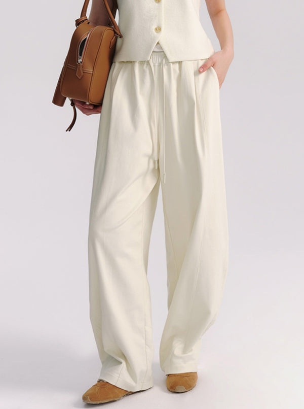 High-Waisted Pleated Banana Set-Up