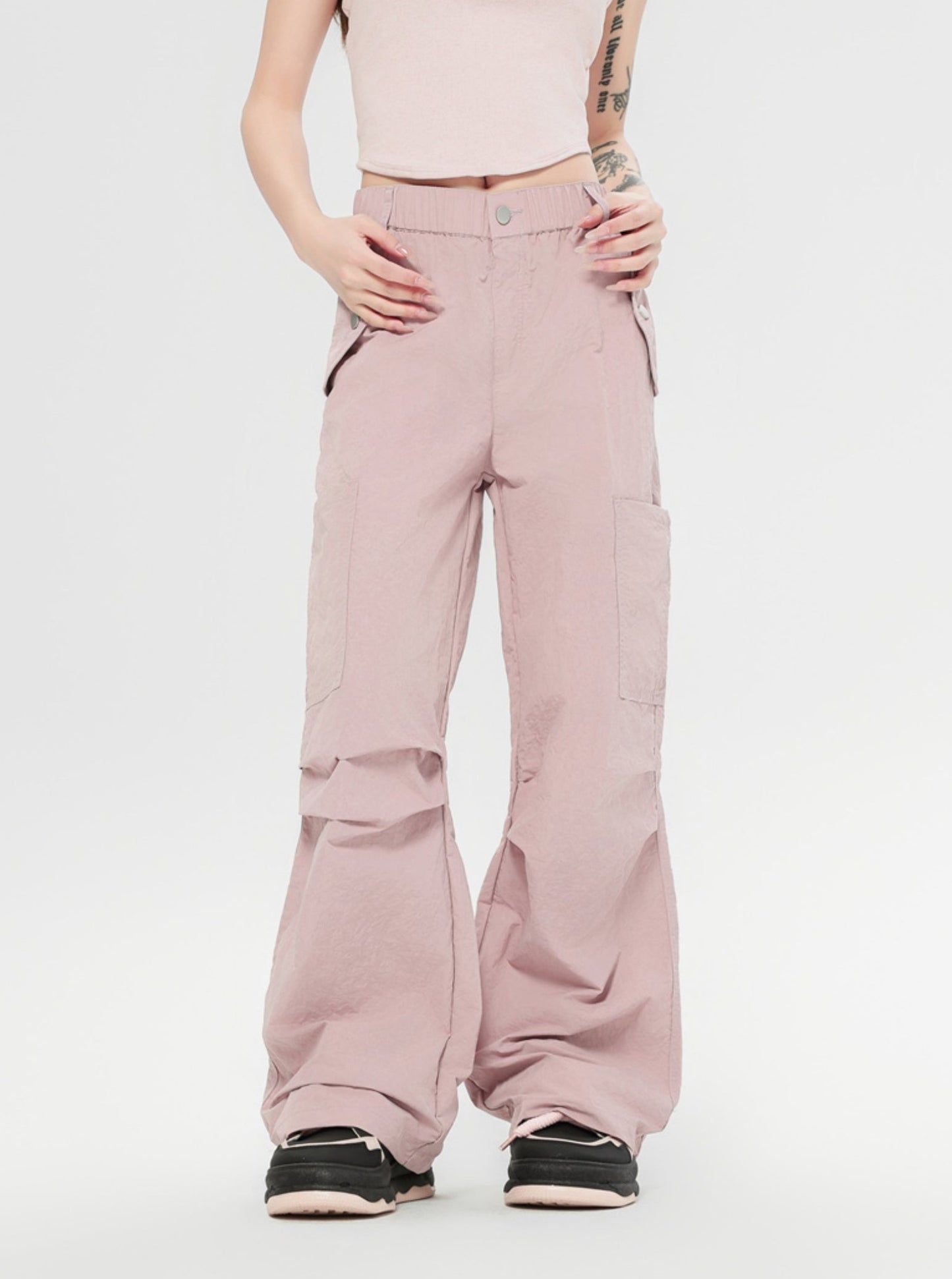 Wide-Leg Multi-Pocket Cargo Pants