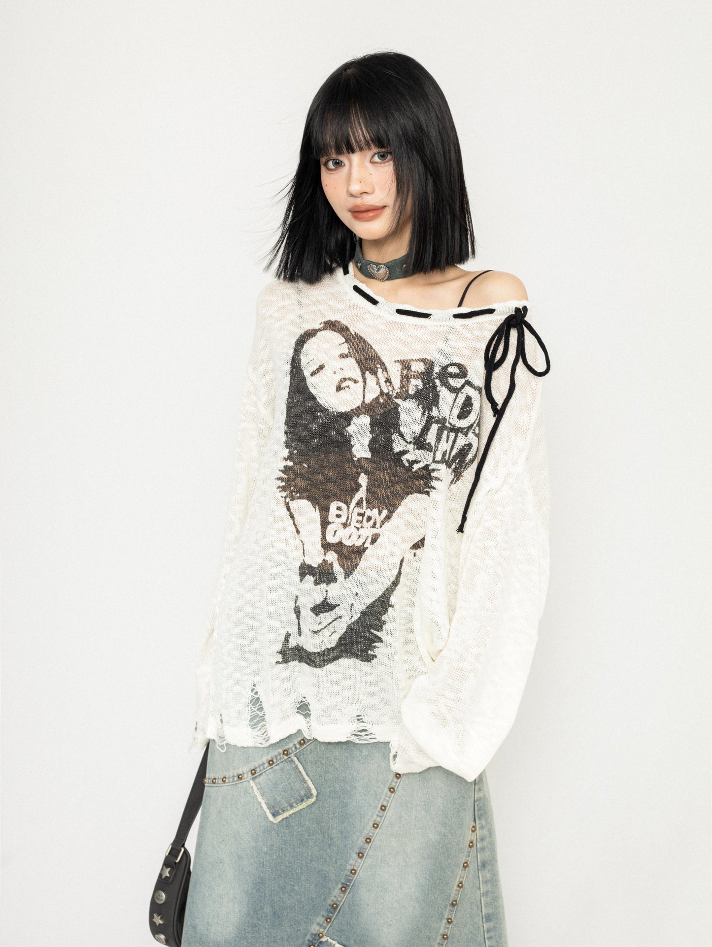 Cool Design Cut-Out Knit Top