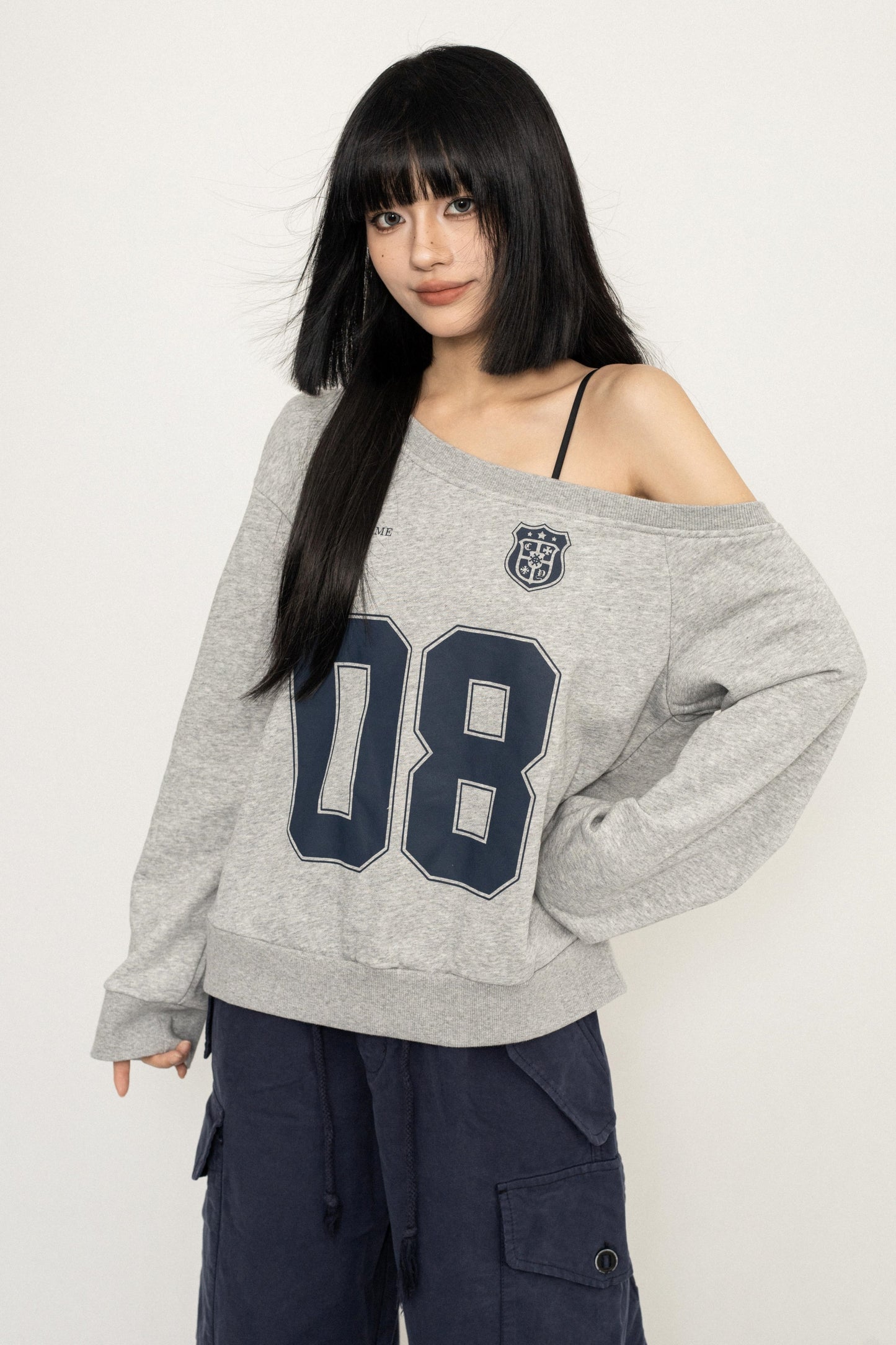 Retro Off-Shoulder Alphabet Sweatshirt