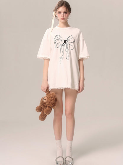 Simple White Butterfly T-Shirt And Short Skirt Set-Up