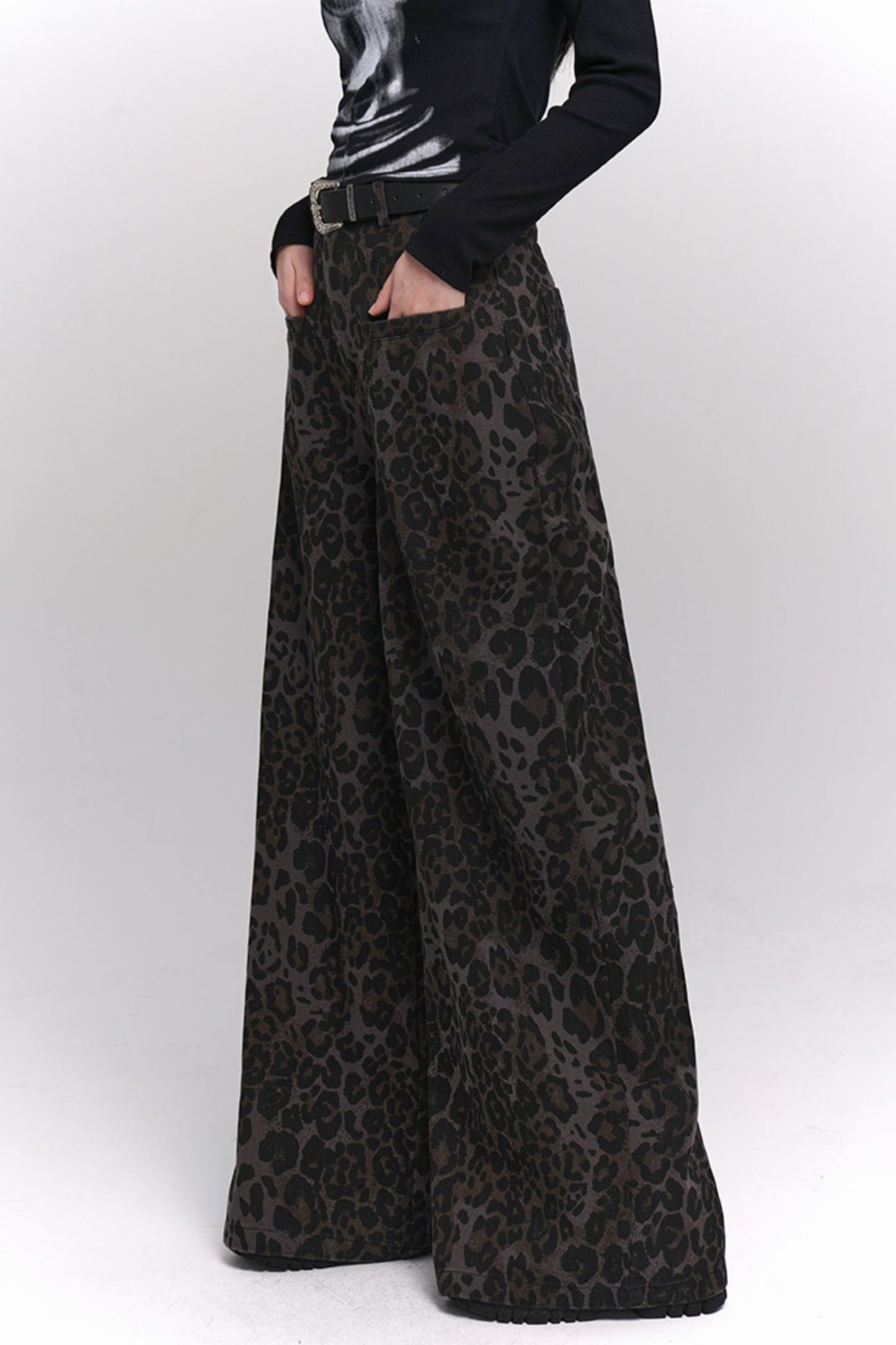 Ghost Girl American Leopard Print Jeans Wide-leg Pants Women's 2024 New Spring and Autumn Straight Pants Sweet and cool wear in early autumn