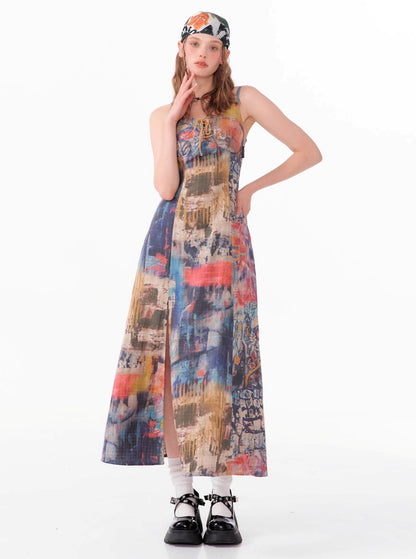 Langes Slip-Kleid mit Graffiti-Druck