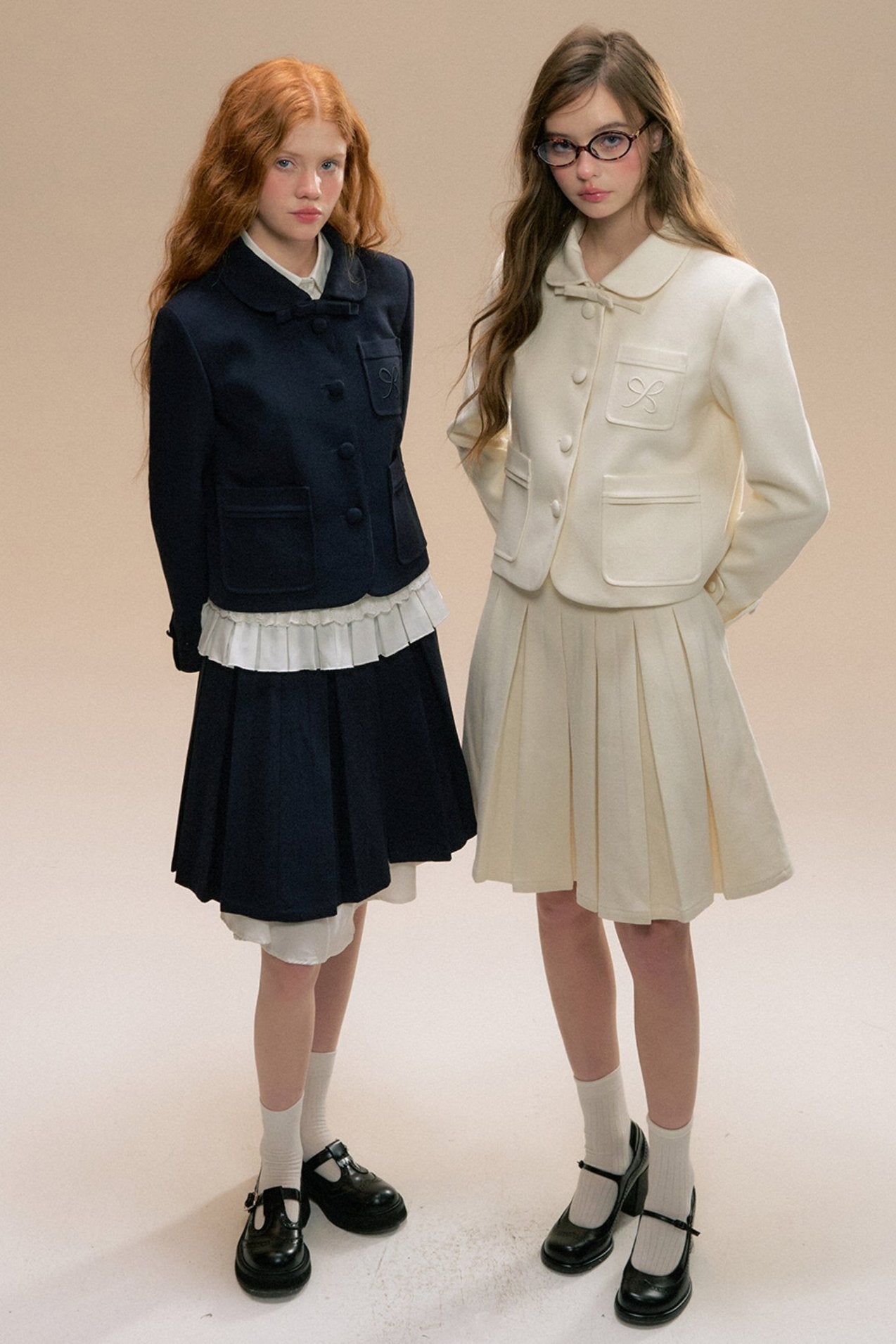 SunsetPark Top, Faltenrock, Off-White, Navy Jugend College Tweed Mädchen Set