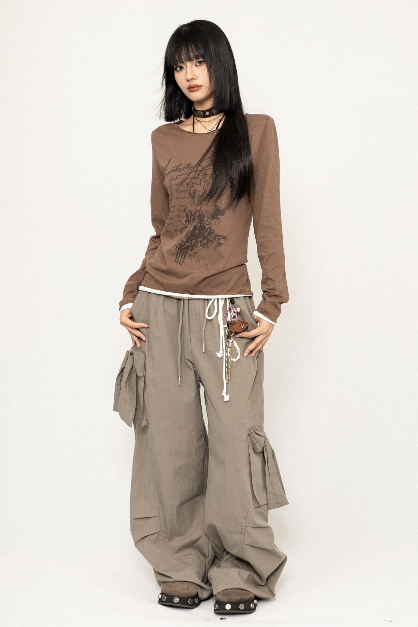 OCTTFLAB American Vintage Wide-Leg Loose Cargo Pants Casual 2024 New Design Sense Pants mit Zubehör