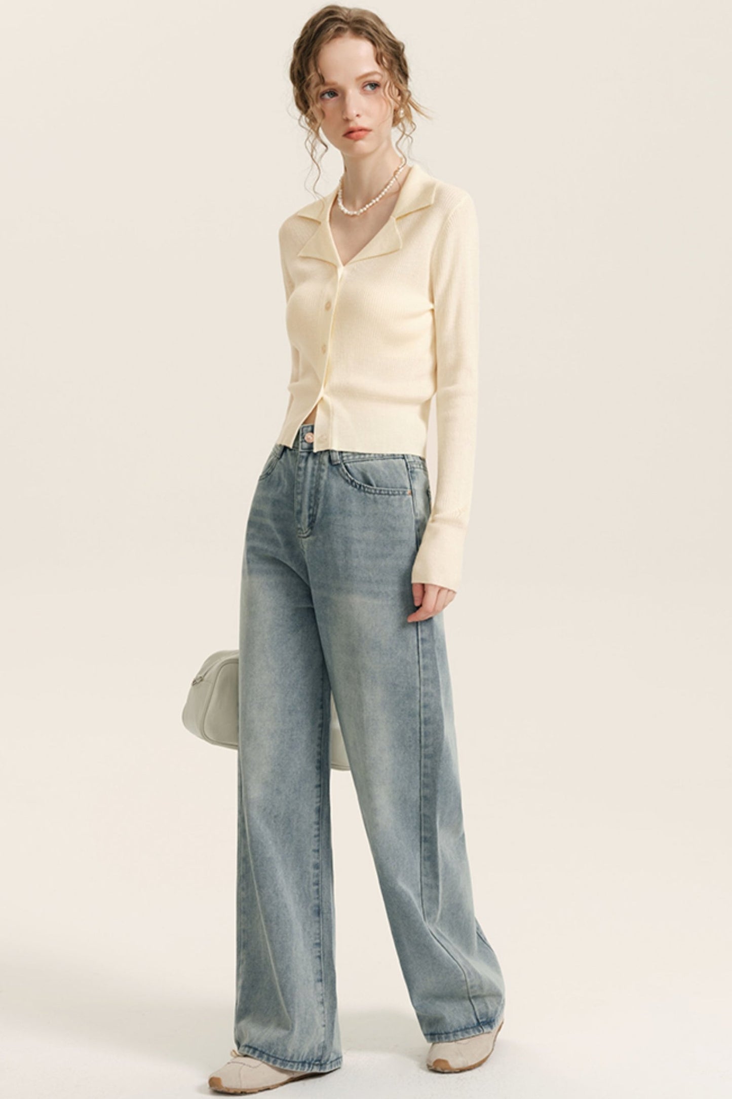 Light Wash High-Waist Wide-Leg Jeans