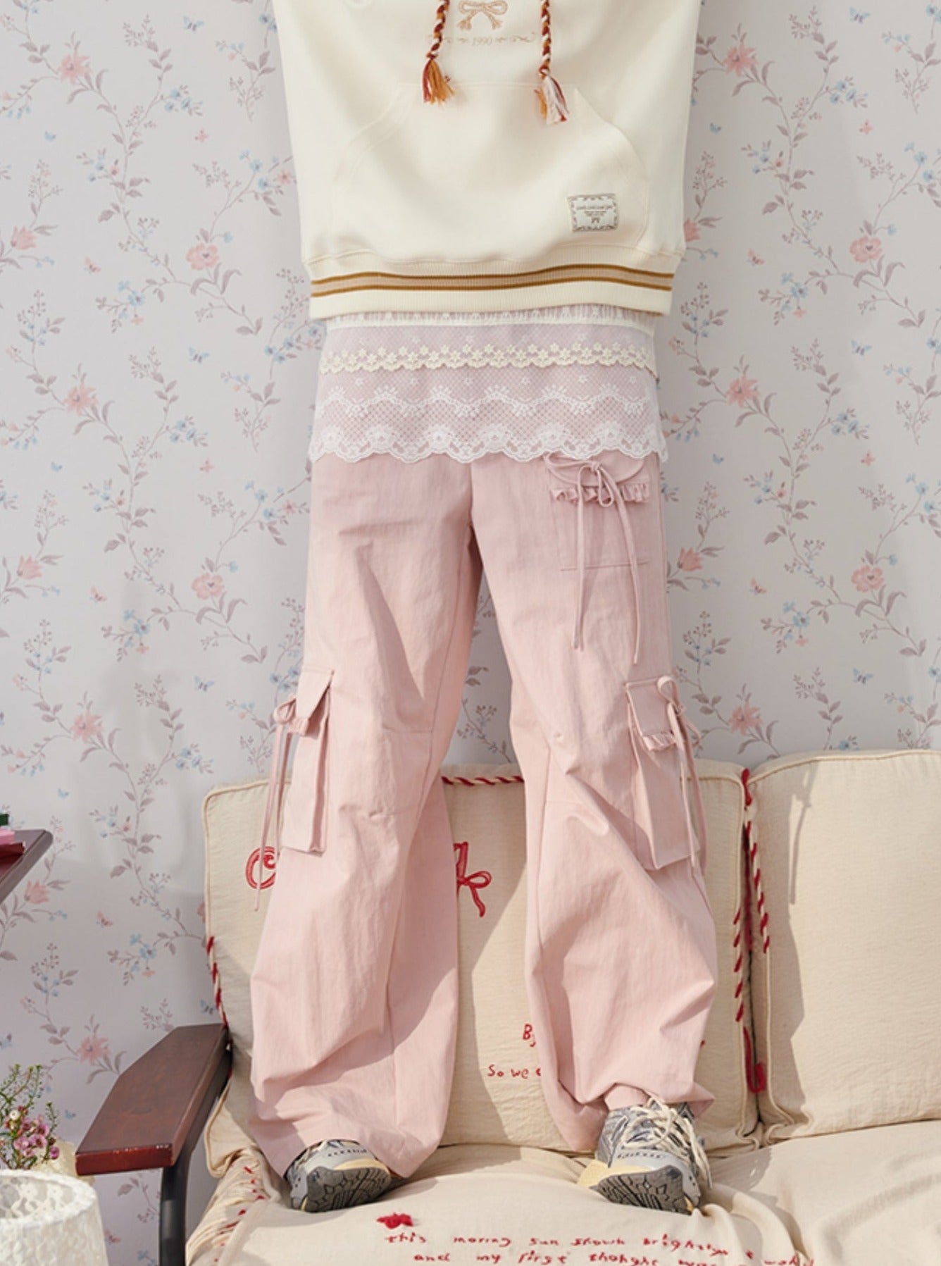 Bow strap casual pants