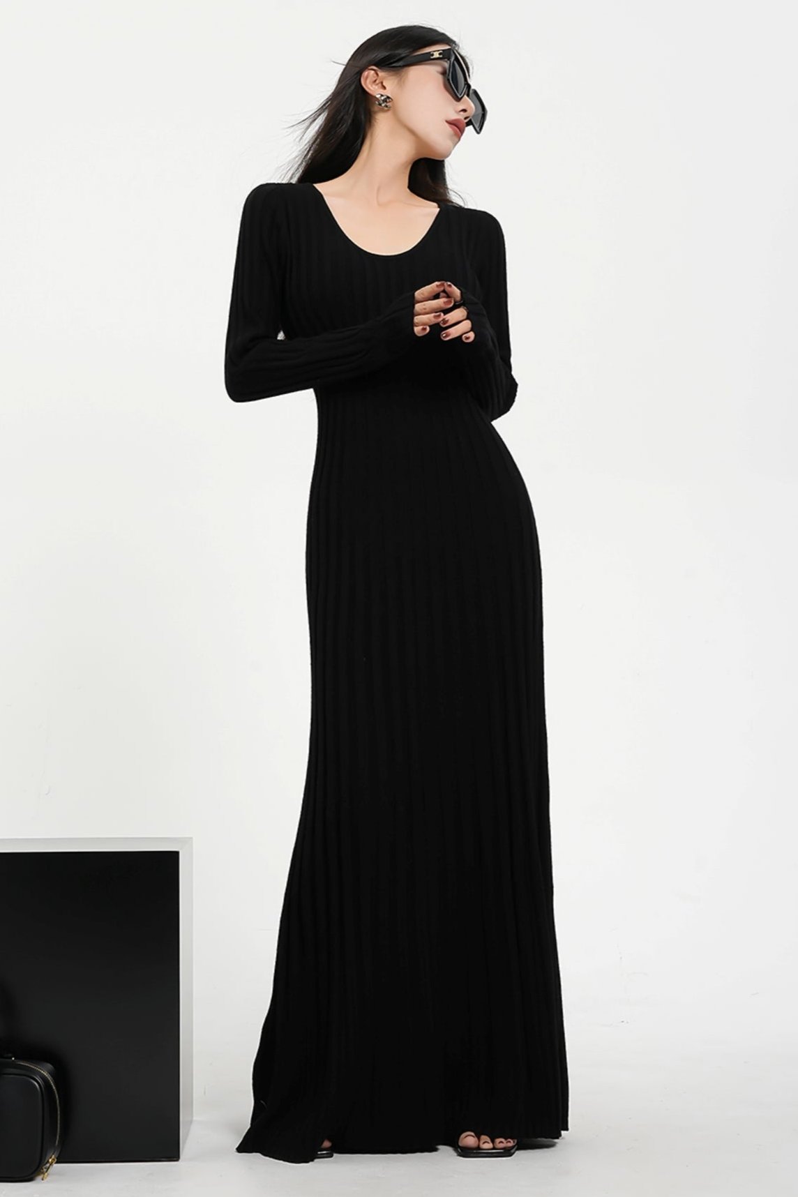 Black Slim Fit Knitted Woolen Dress