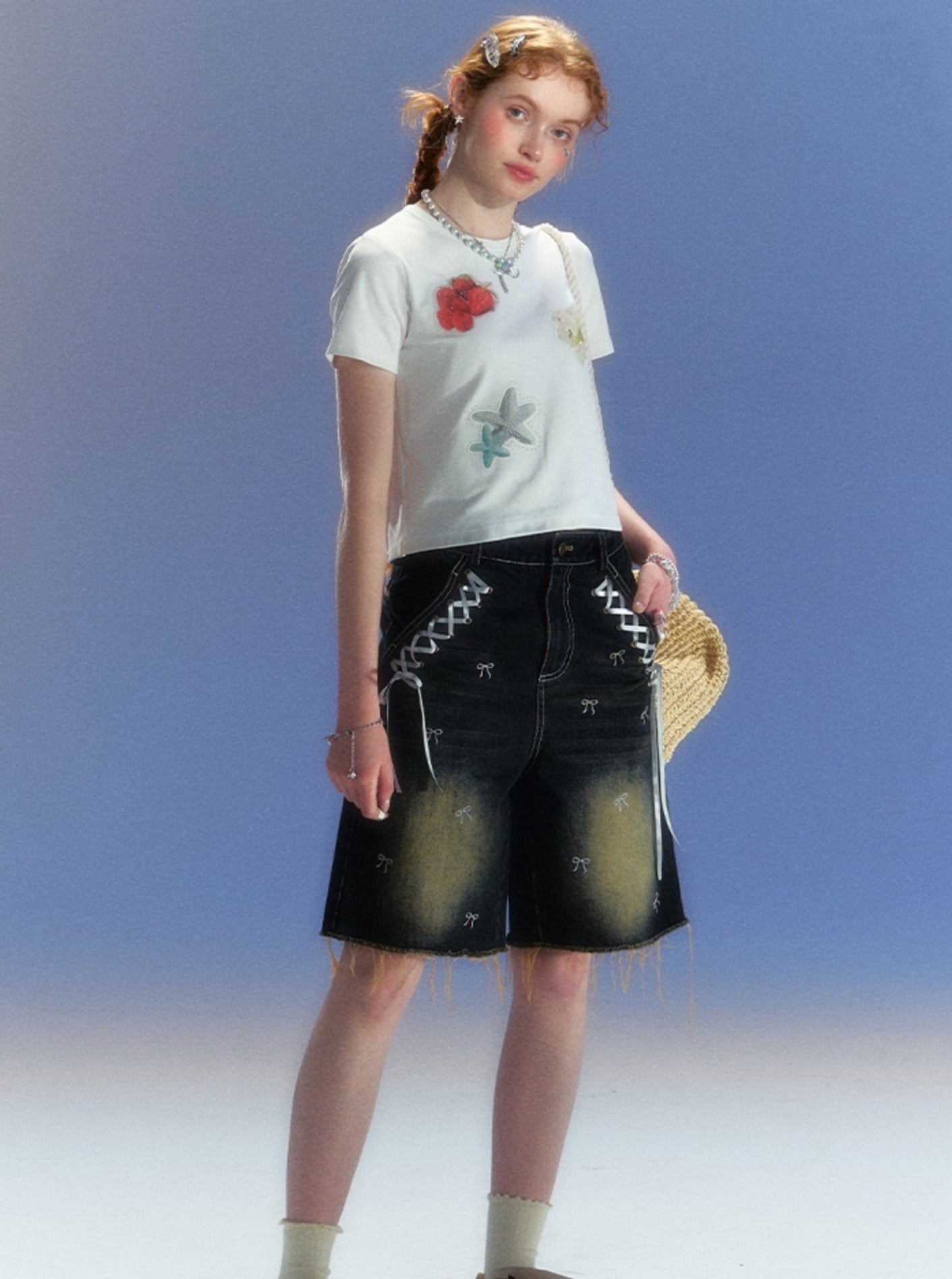 Embroidered Cropped Pants
