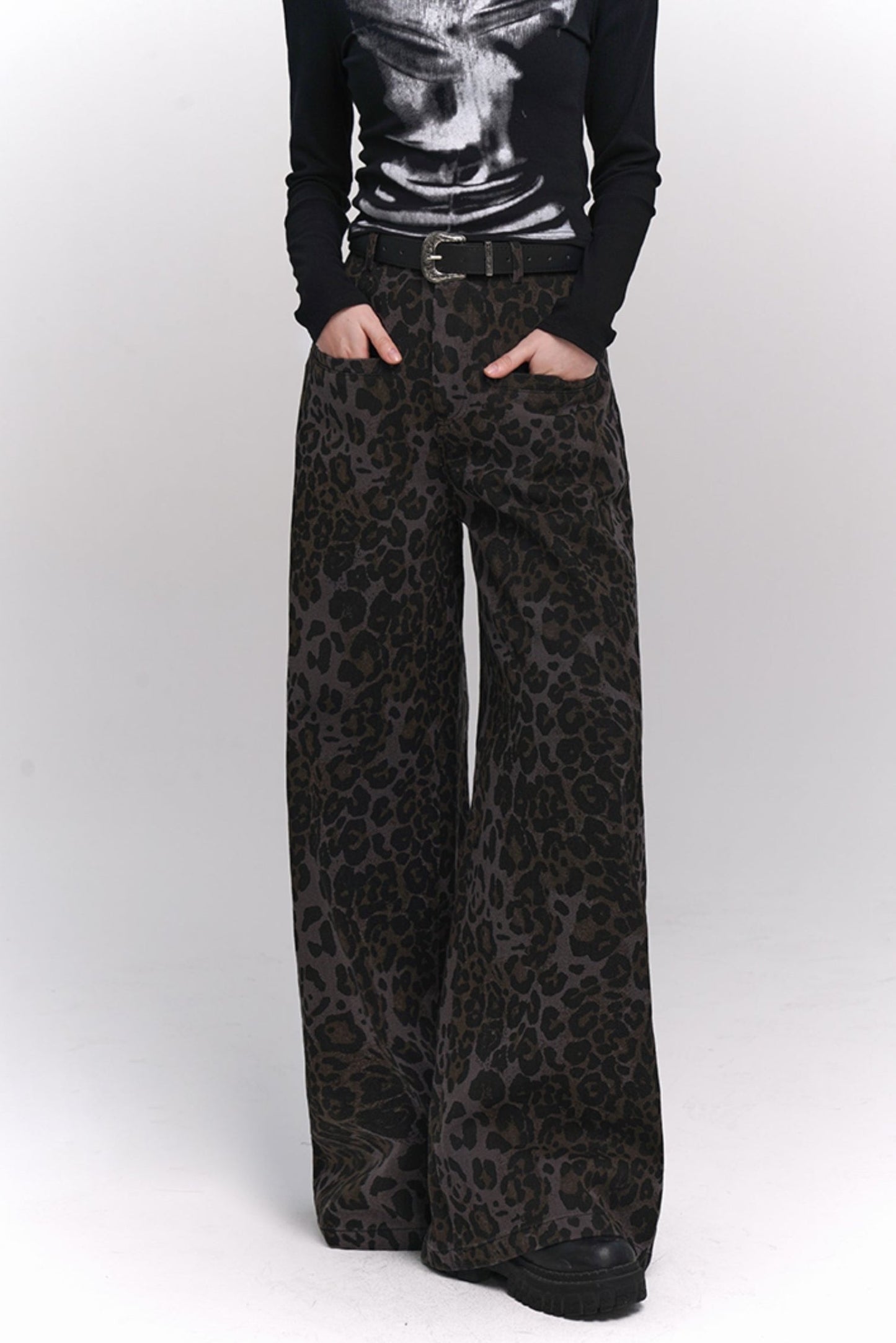 Ghost Girl American Leopard Print Jeans Wide-leg Pants Women's 2024 New Spring and Autumn Straight Pants Sweet and cool wear in early autumn