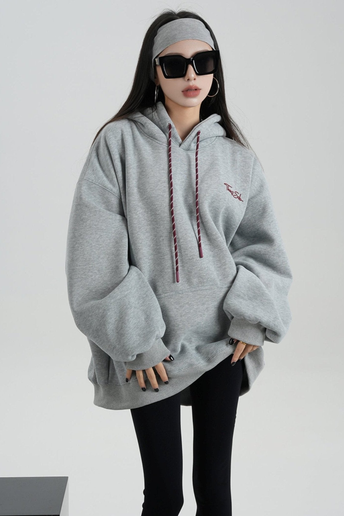 Hooded Mid-LENGTH FLEECE SWEATSHIRT