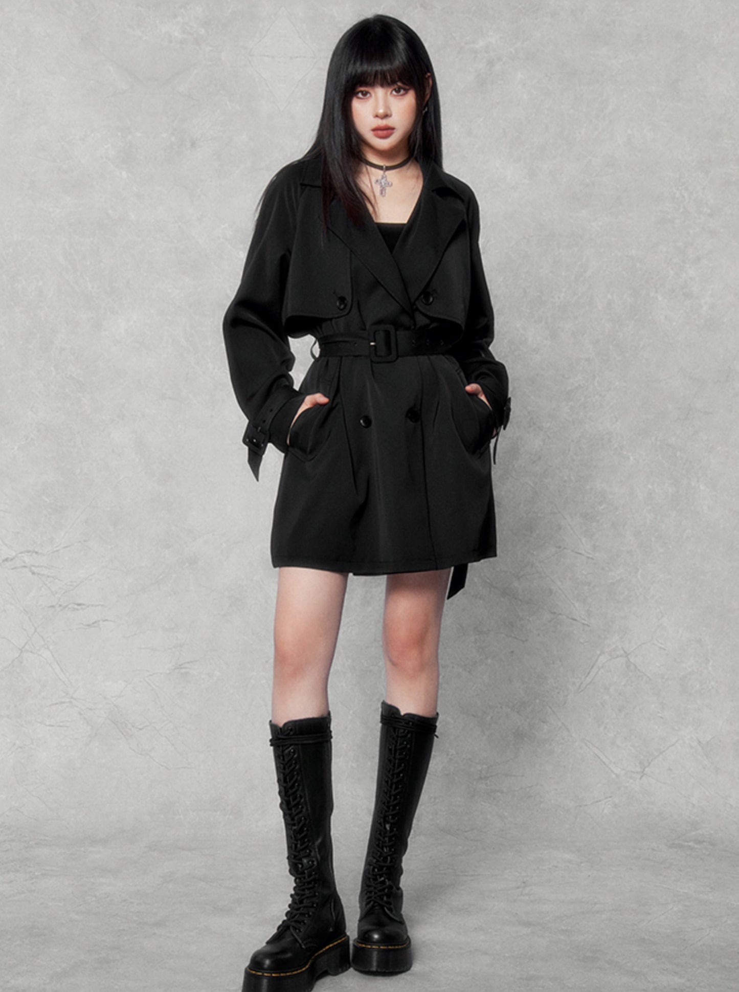 Light Silhouette Short Trench Coat