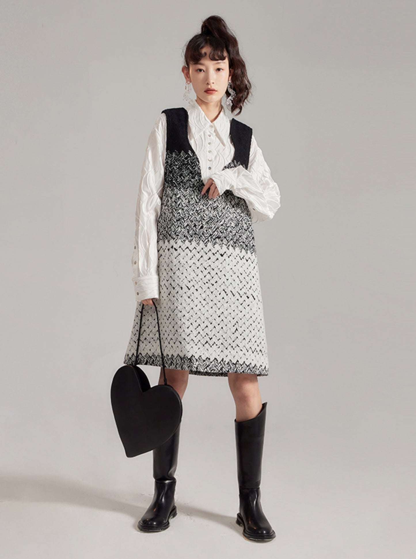 Mid-length knitted vest dress