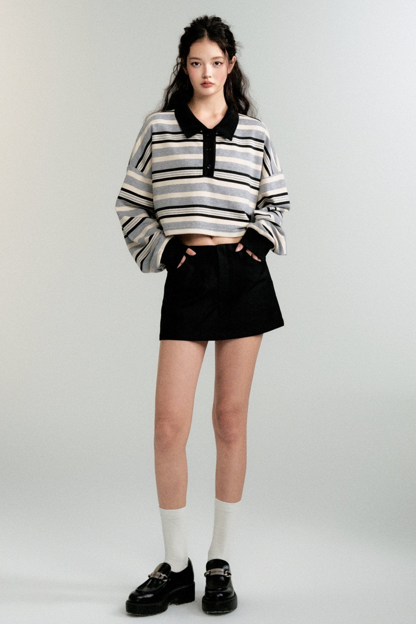 Sporty Contrasting Striped Sweatshirt