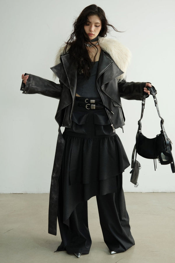 스커트 세트업과 함께한 제약된 주름 캐주얼 팬츠 