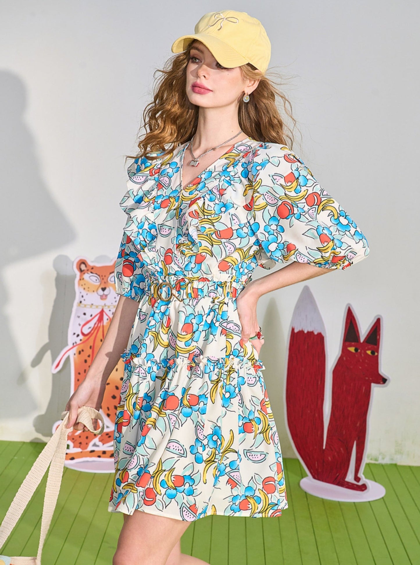 Slim Fit V-Neck Floral Dress