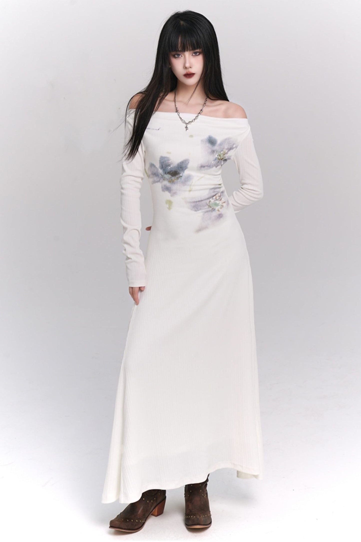 Ghost Girl One-Shoulder White Long-sleeved Dress Autumn Niche Non-Collision Cool Skirt Unique and