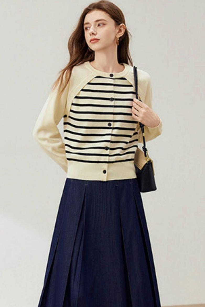 Raglan Sleeve Striped Knit Sweater