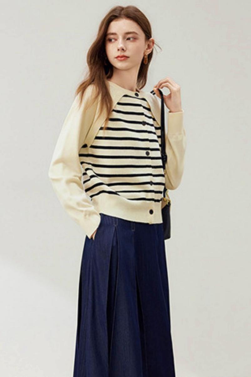 Raglan Sleeve Striped Knit Sweater