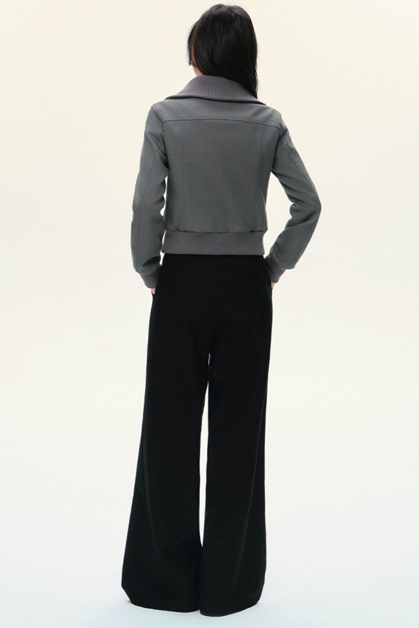 Veste courte slim paresseuse à manches courtes cousue 