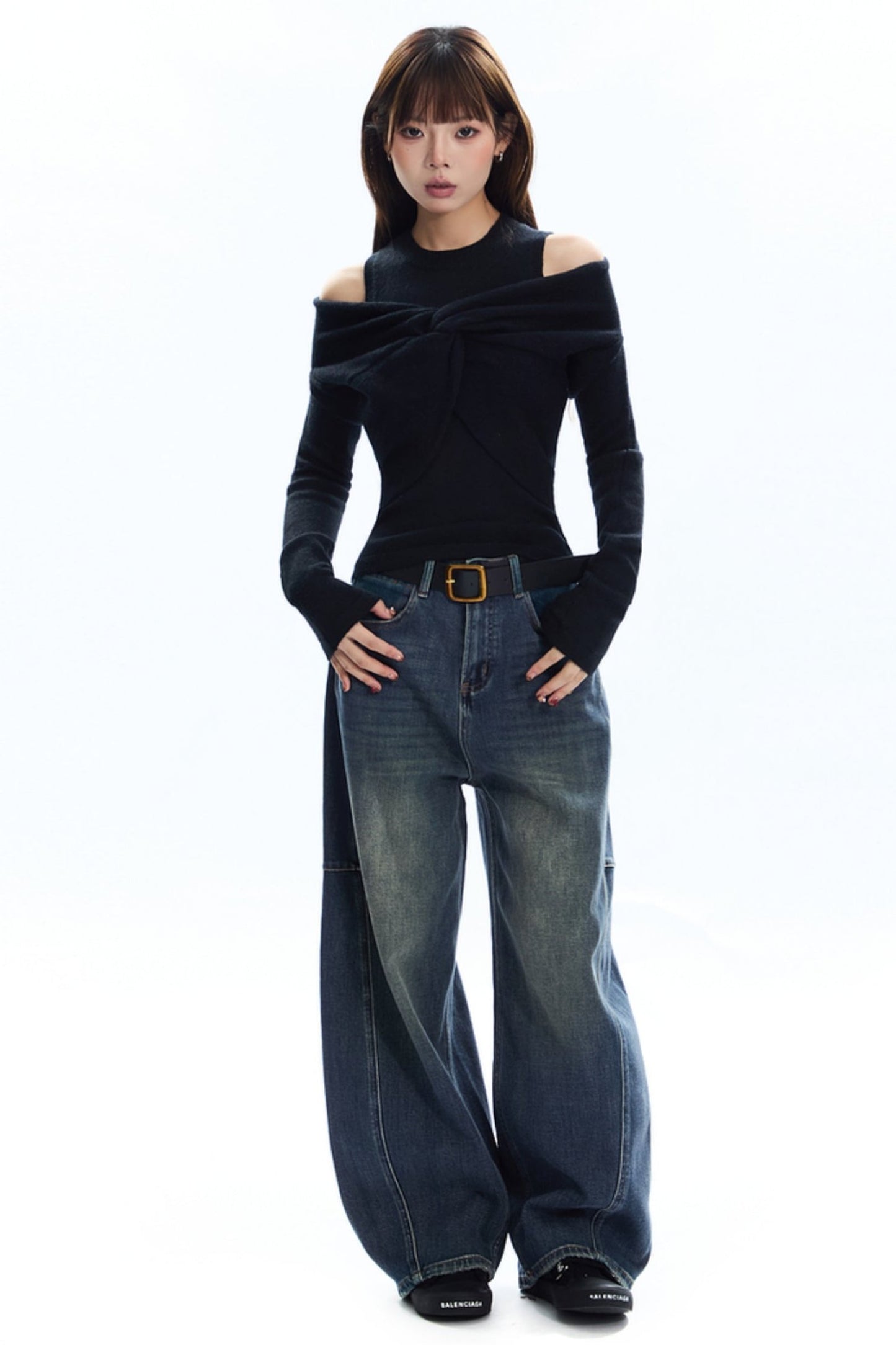 [New on September 19] APEA winter design twisted turtleneck halterneck knit two-piece top