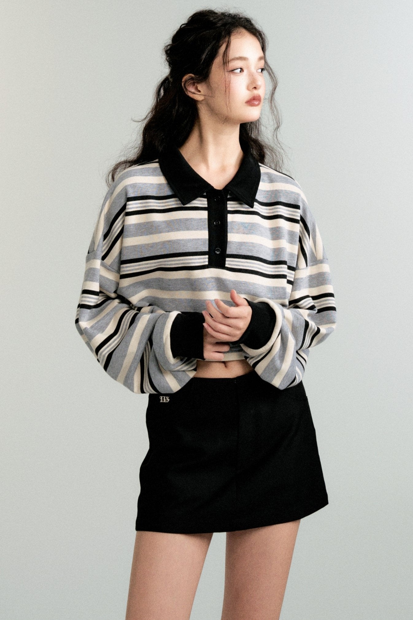 Sporty Contrasting Striped Sweatshirt