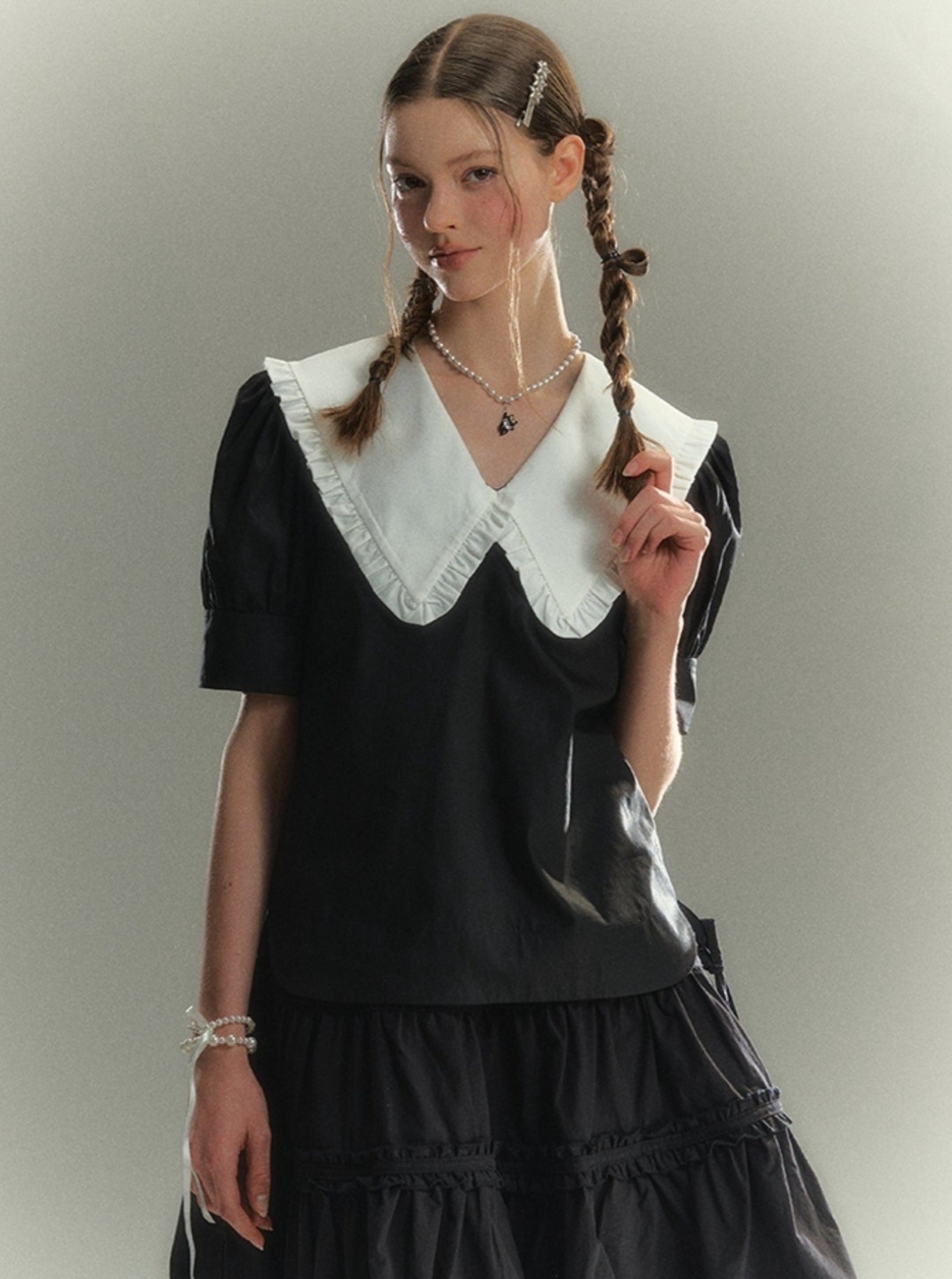 White Fungus Trim Doll Collar Shirt