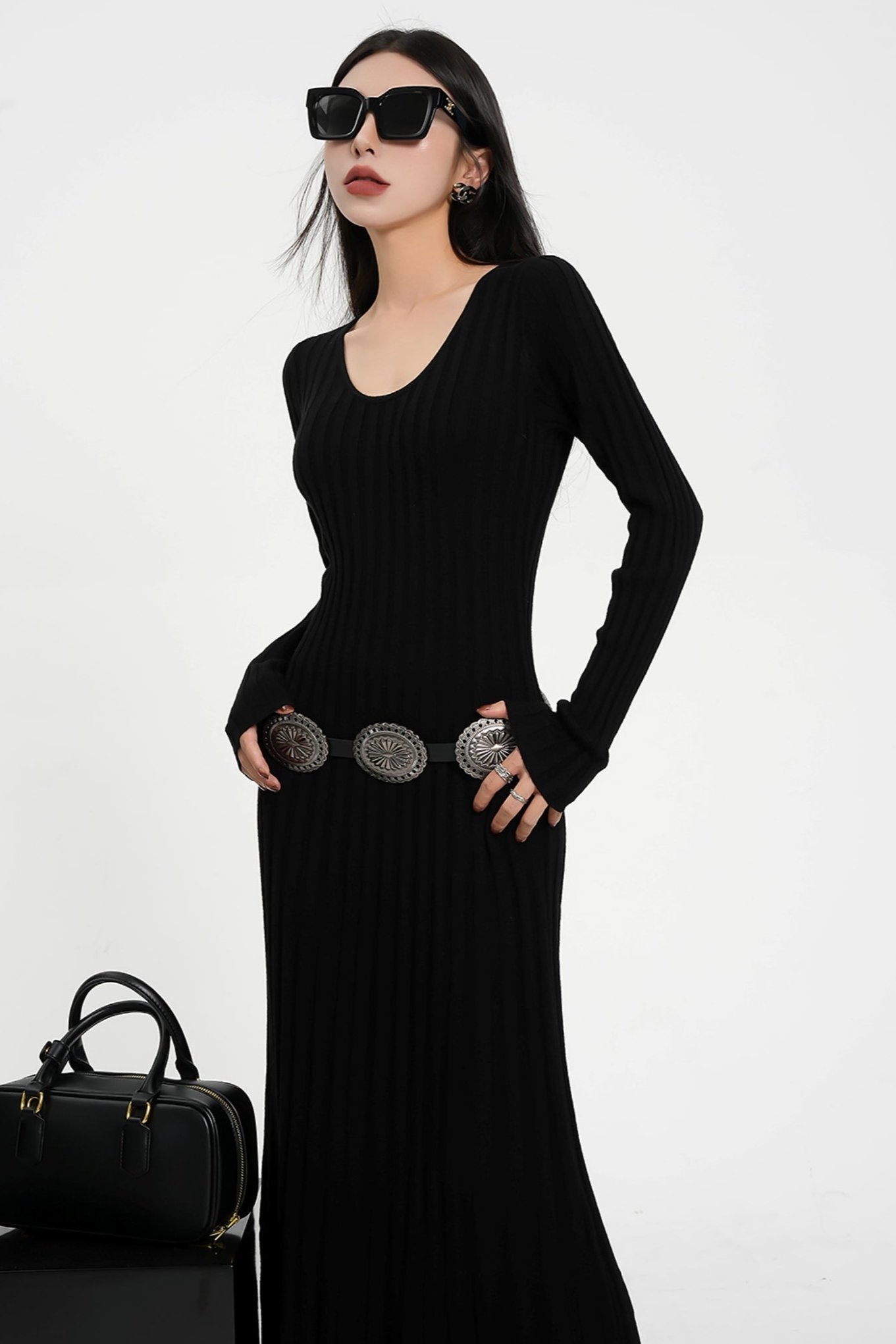 Black Slim Fit Knitted Woolen Dress