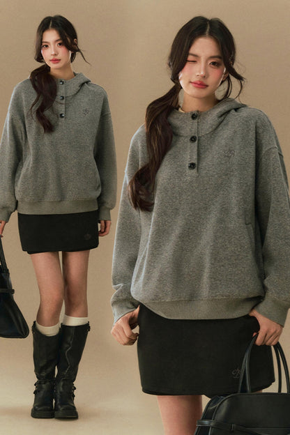 Loose Hooded Pullover Sweater 