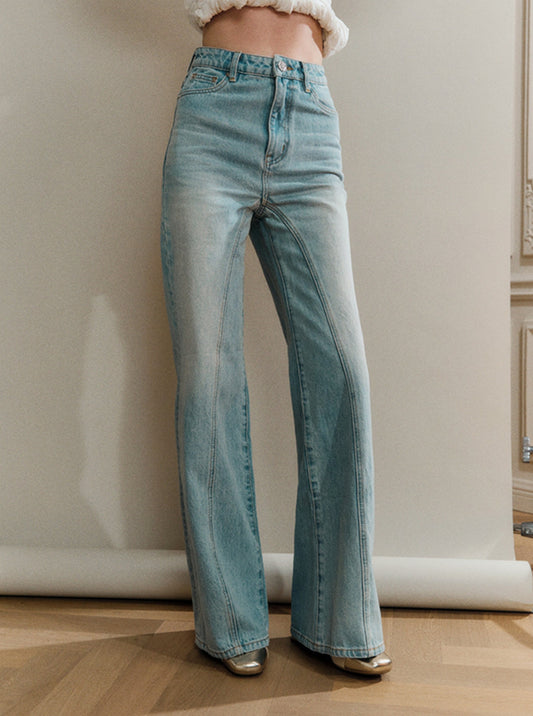 Slim Waist Flared Hip Jeans