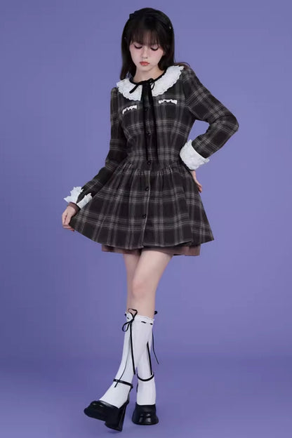 Robe à manches longues en tweed à col en dentelle parfumée