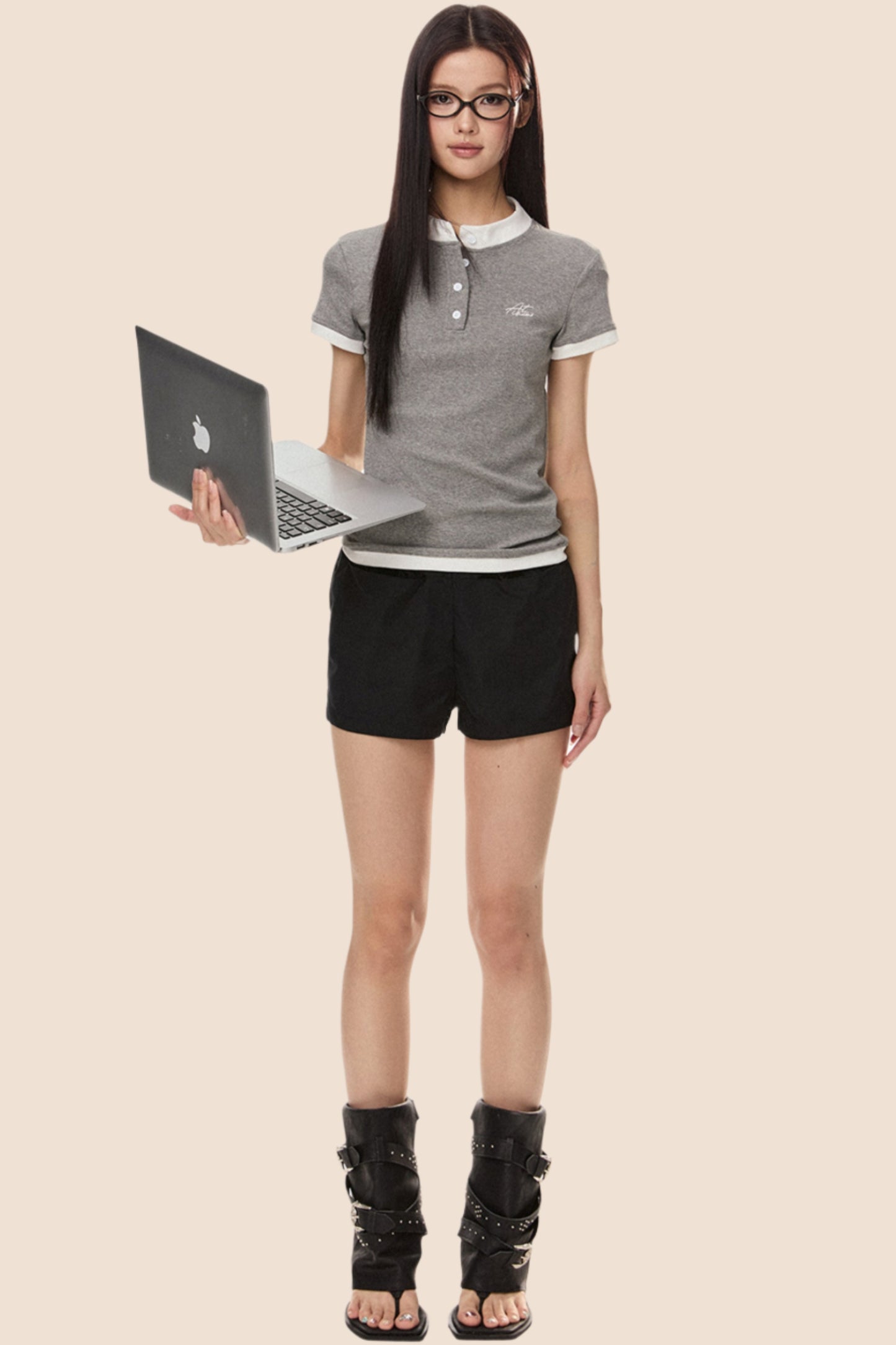 EZEK 아메리칸 레트로 페이크 투피스 그레이 반팔 티셔츠 여성 여름 신상 슬림 심플하고 다재다능한 대비 톱 