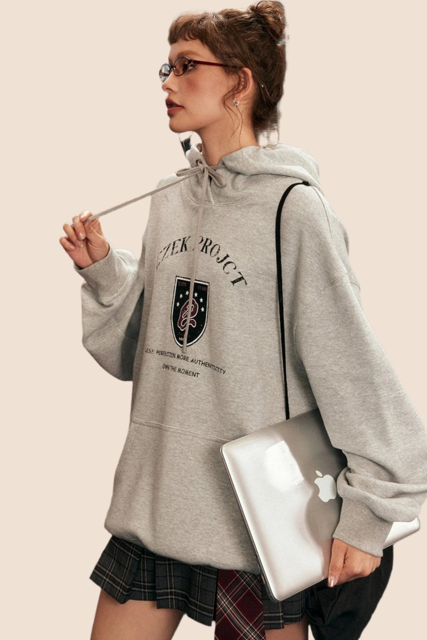 Badge Print Hooded Pullover Grey Sweatshirt