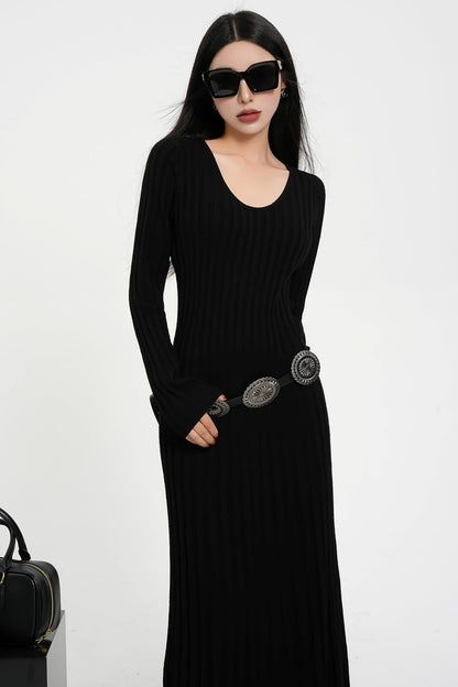 Black Slim Fit Knitted Woolen Dress