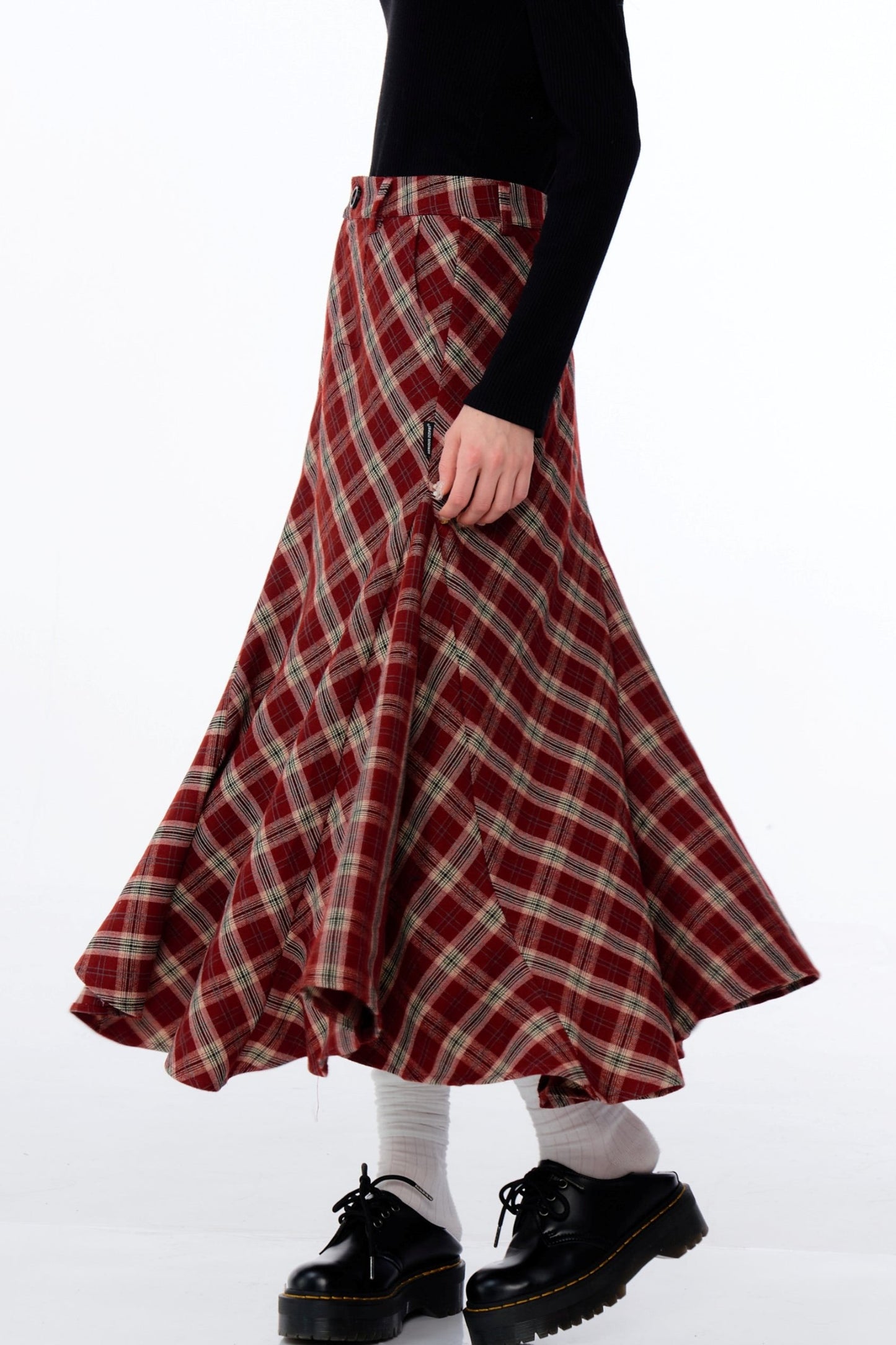 Slim Fit Irregular Plaid Skirt