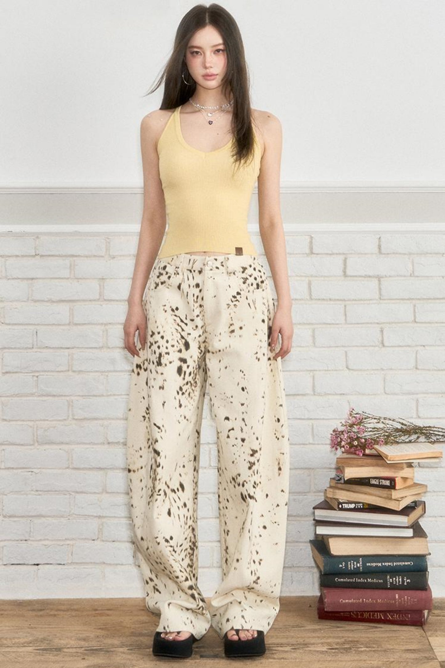 Minimal Design Wool Camisole Top