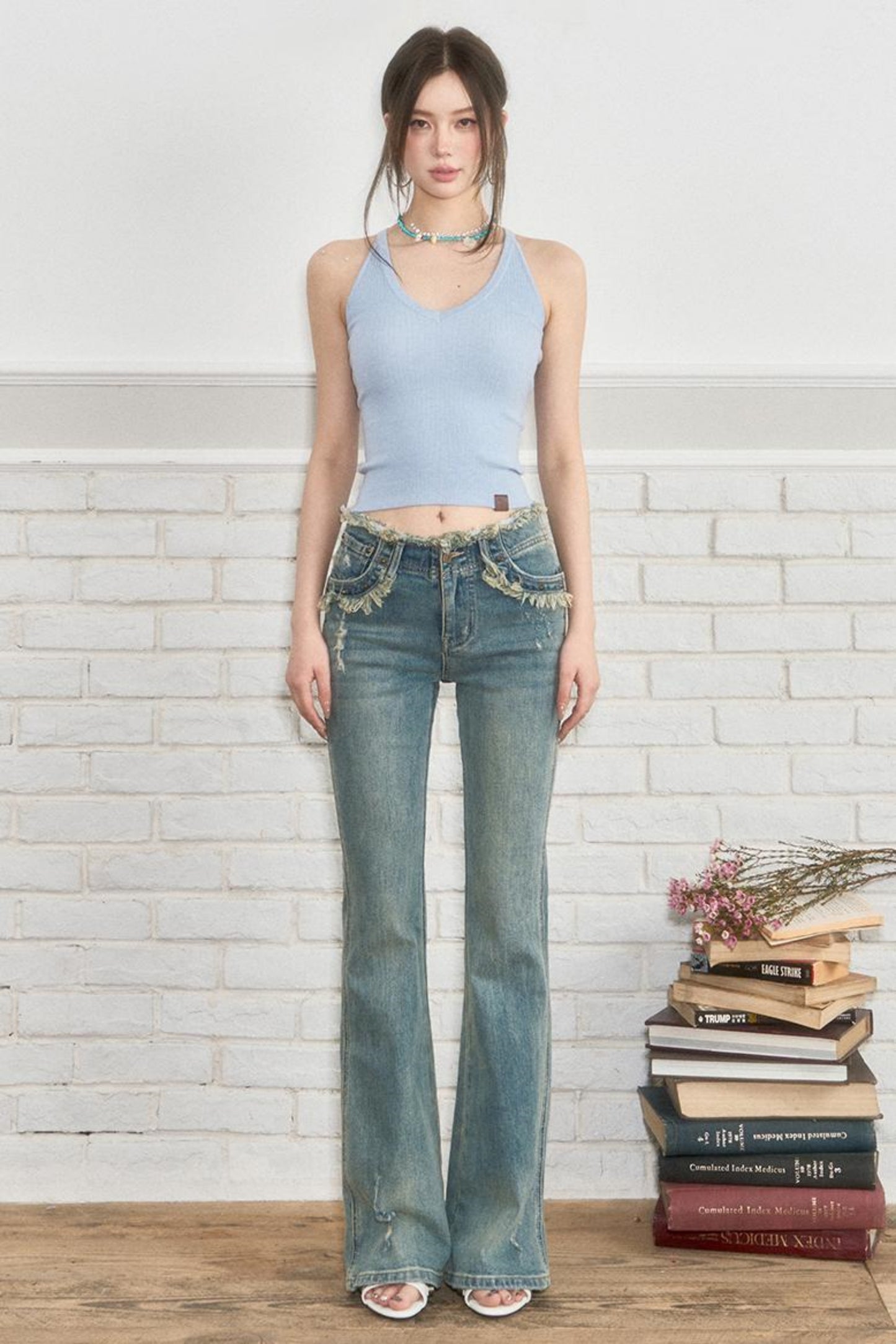 Minimal Design Wool Camisole Top