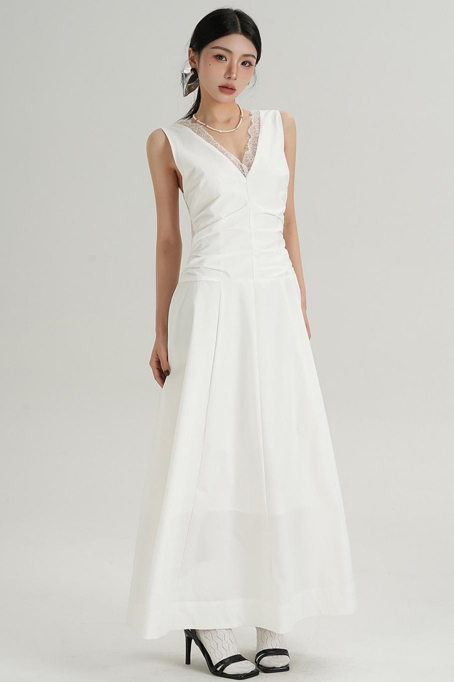 High End Lace Slim V-Neck Dress