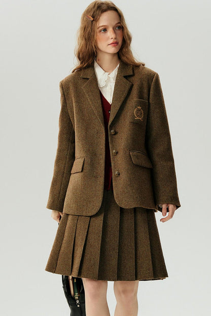 Spring Chic Two-Piece Suit-Up