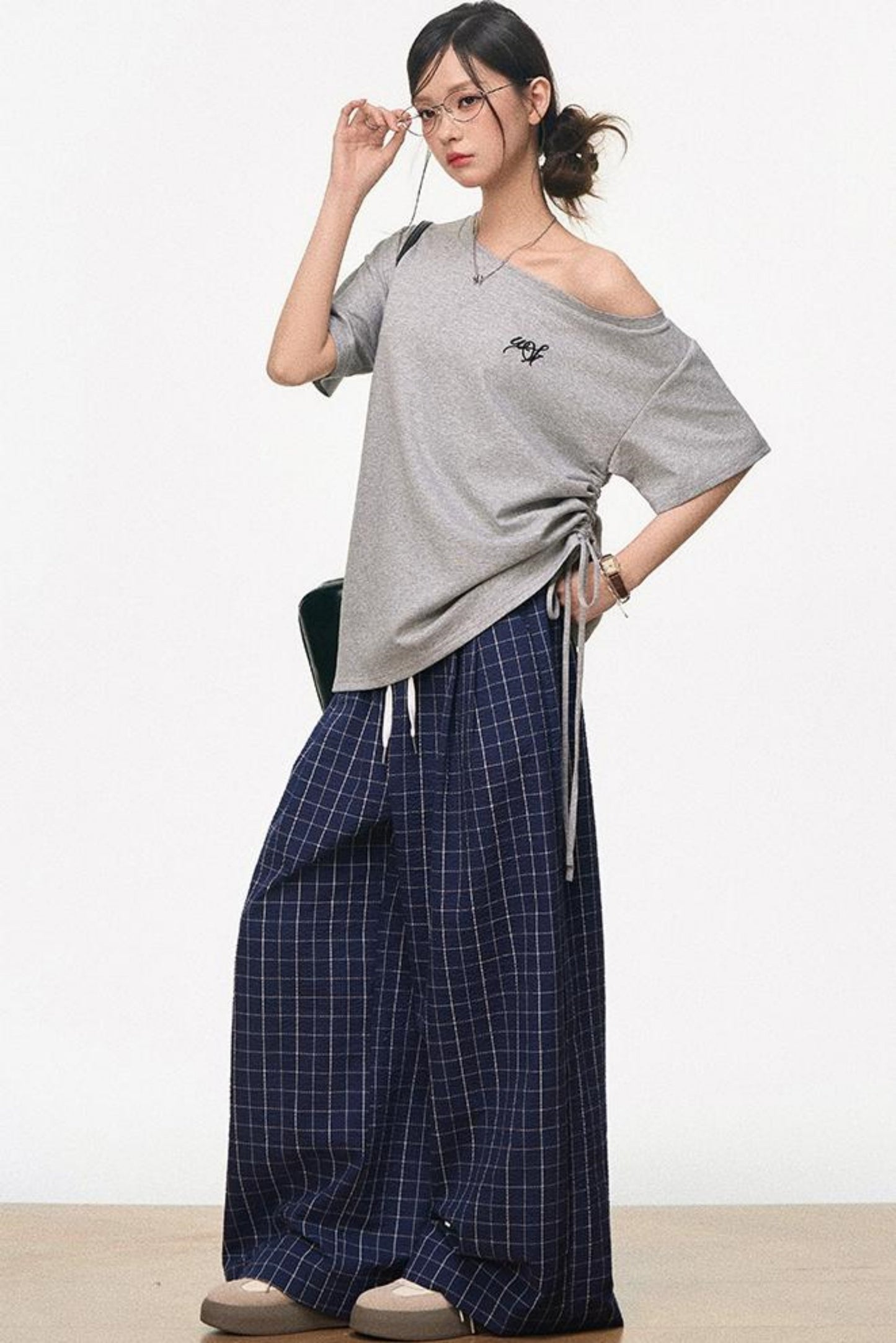 Tricolor Shoulder Top