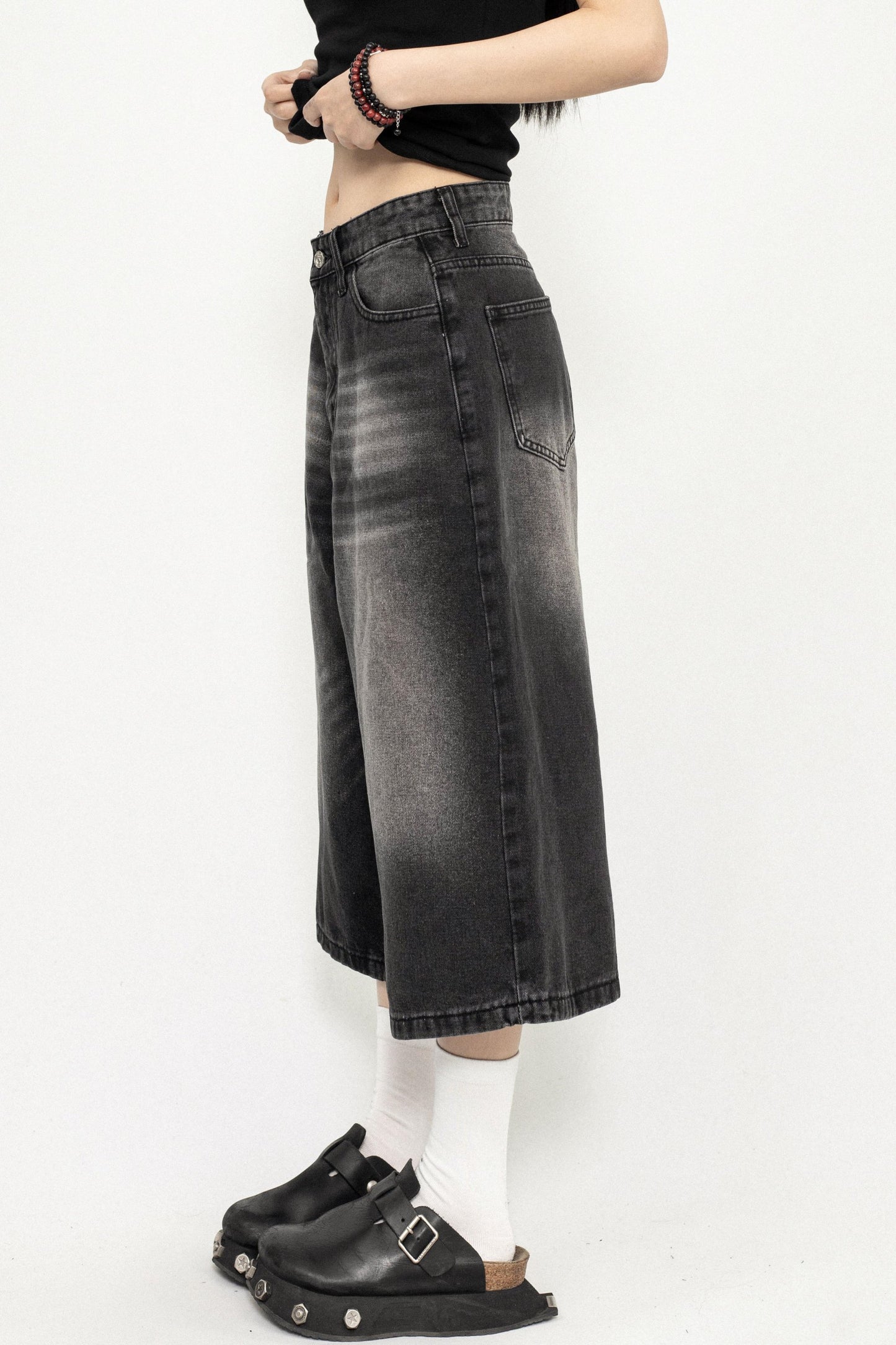 Vintage Look Cropped Trousers