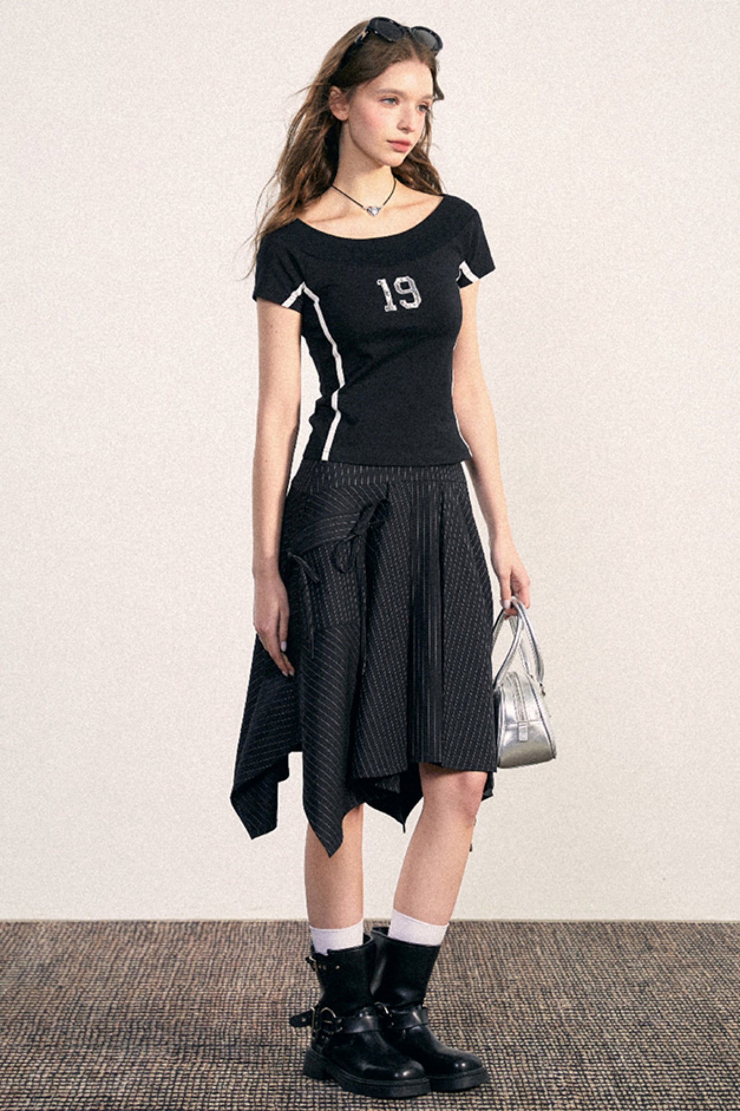 One-Shoulder Design Knit T-Shirt