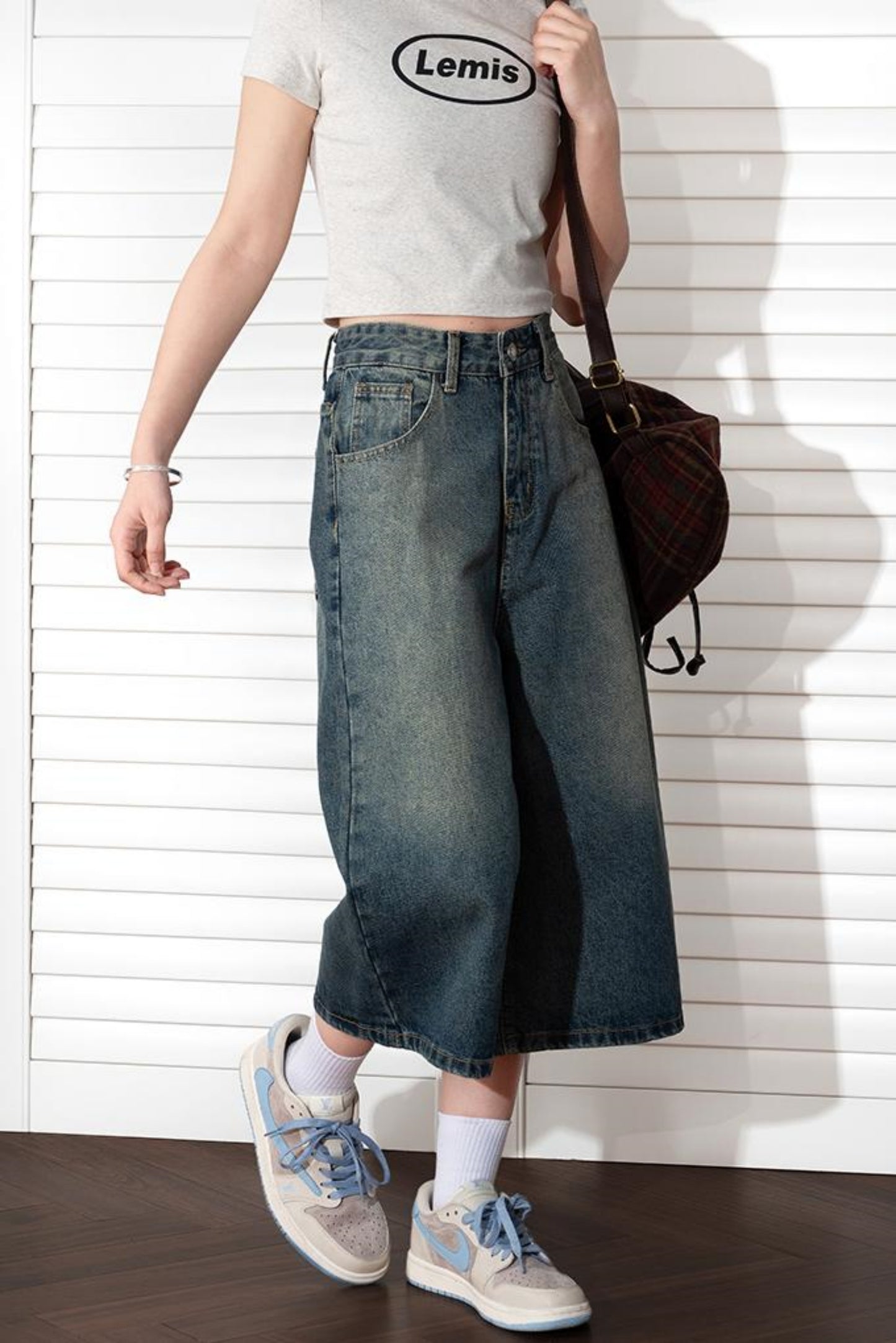 Washed Cropped Denim Pants